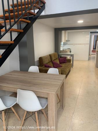 Casa recién reformada en el centro de Alhama - MURCIA