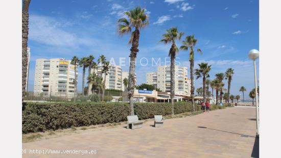 Venta de piso en Playa Urbanova, Alicante - ALICANTE