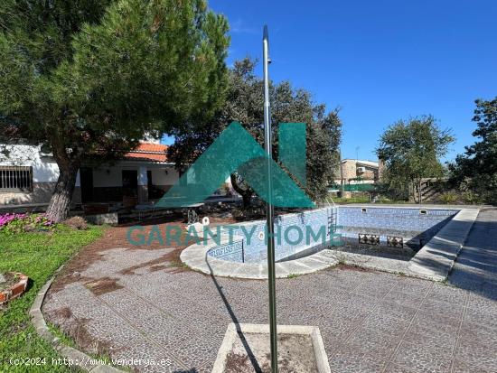  SE VENDE CHALET EN ZONA MONTE DEL CASAR - CACERES 