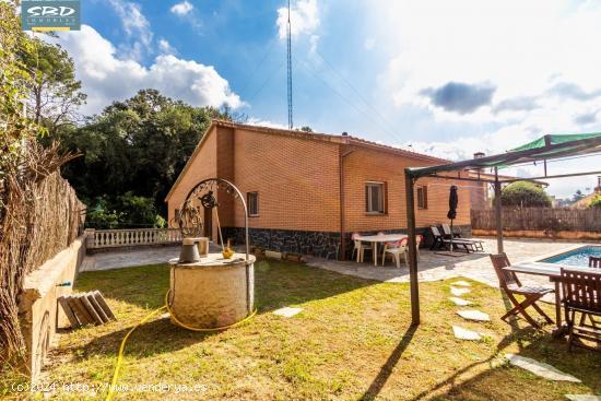 JTO. PENYA ARLEQUINADA PRECIOSA CASA CON PISCINA . EN FINCA JOVEN - BARCELONA