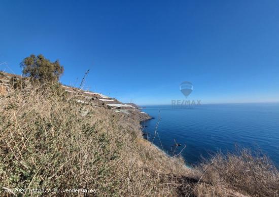 Se Vende en Castell de Ferro - GRANADA