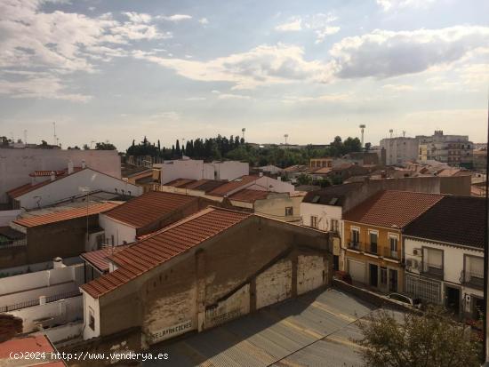 Acogedor piso amueblado en pleno centro de Mérida - BADAJOZ