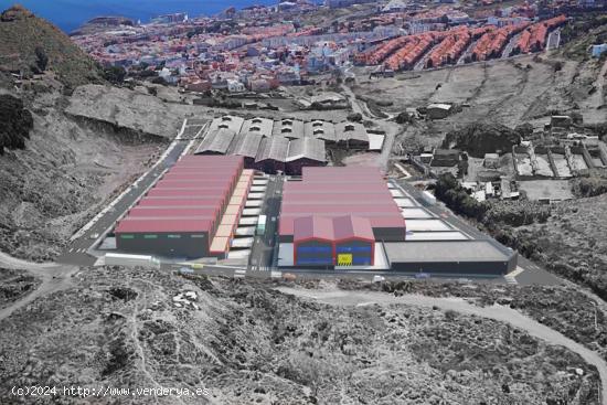 ¡Oportunidad Exclusiva de Inversión! Naves Industriales en Urbanización - SANTA CRUZ DE TENERIFE