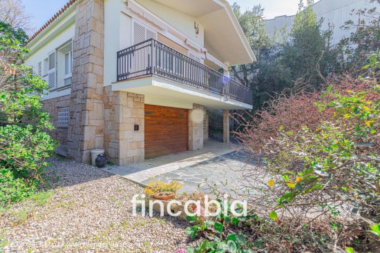 Unifamiliar aislada en venta  en Santa Coloma de Farners - Girona