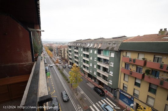 Piso en venta  en Manlleu - Barcelona