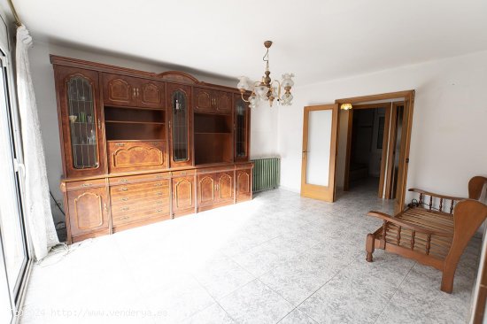 Unifamiliar adosada en venta  en Manlleu - Barcelona