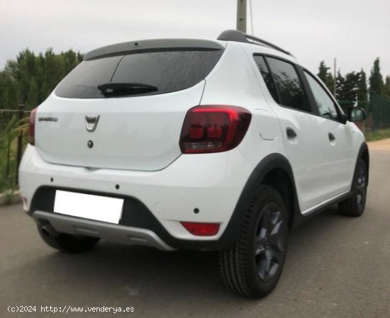 DACIA Sandero en venta en AlcarrÃ s (Lleida) - AlcarrÃ s