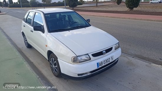  Seat Ibiza 1.9SDI de 1997 con 291.000 Km por 2.000 EUR. en Albacete 