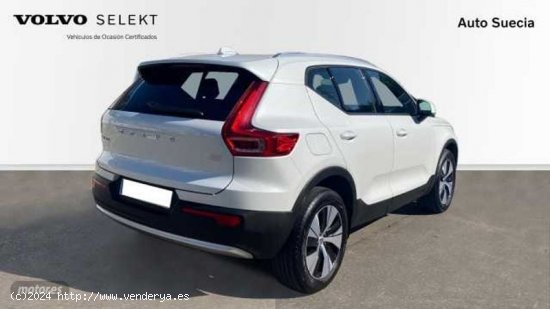 Volvo XC40 XC40 Core, B3 Mild hybrid, Gasolina de 2024 con 1 Km por 39.000 EUR. en Guipuzcoa