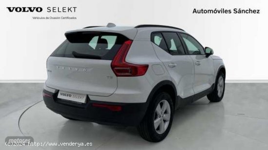 Volvo V 40 T3 Manual de 2018 con 55.308 Km por 25.900 EUR. en Zaragoza