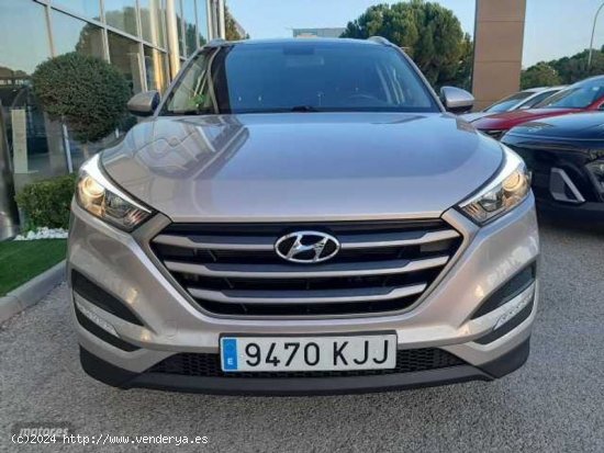 Hyundai Tucson 1.6 GDI BD Essence 4x2 de 2018 con 59.420 Km por 14.999 EUR. en Madrid