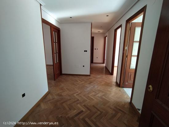  VENTA DE PISO ZONA ALTA DE PONFERRADA - LEON 