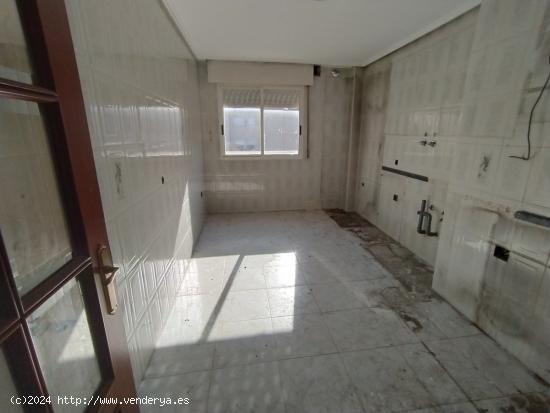 VENTA DE PISO ZONA ALTA DE PONFERRADA - LEON