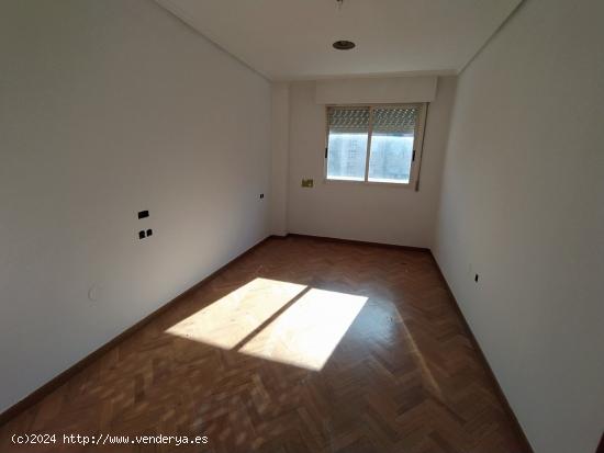 VENTA DE PISO ZONA ALTA DE PONFERRADA - LEON