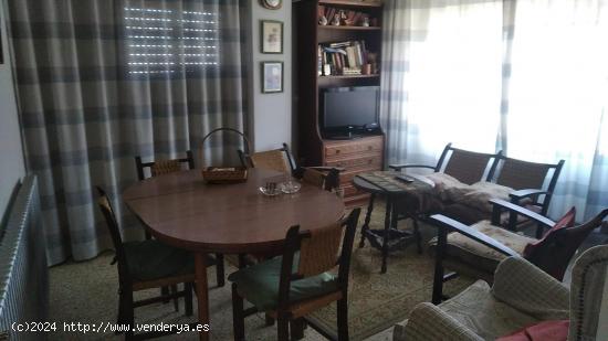  VENTA PISO 3º SIN ASCENSOR. 3 DORMITORIOS, BAÑO, GALERÍA Y TERRAZA EN ZONA DE PINILLA. - ZAMORA 