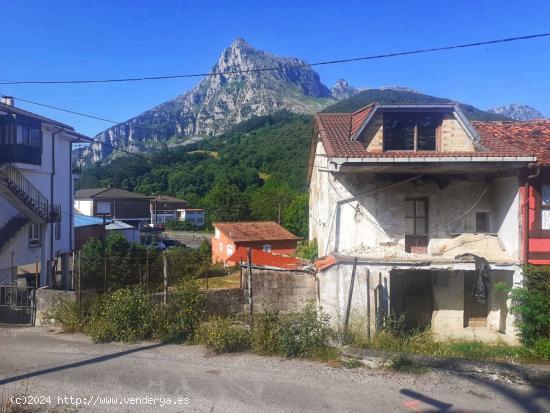  CASA CON TERRENO EN RAMALES - CANTABRIA 