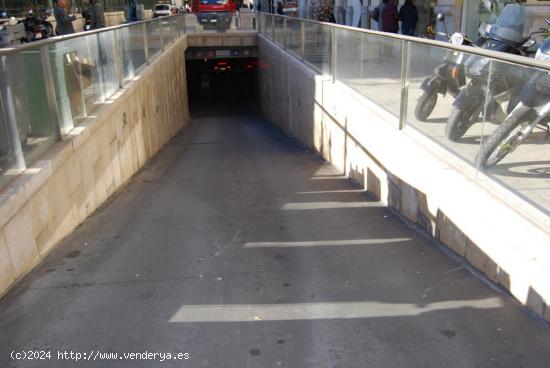 Venta de Garaje. Zona Mercado Colon - VALENCIA