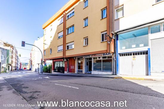 ¡Bar al lado del centro de Carballo: Ideal para Emprender por el precio de 59.900€! - A CORUÑA