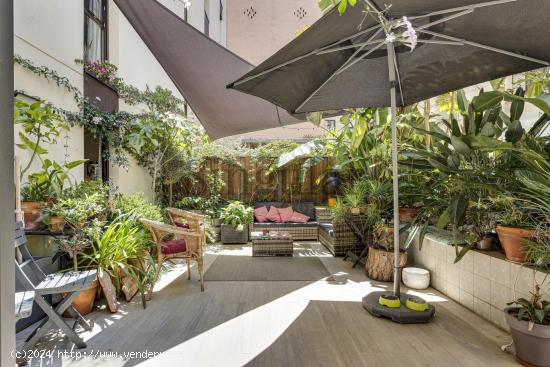 Preciosa vivienda con terraza en El Born - BARCELONA