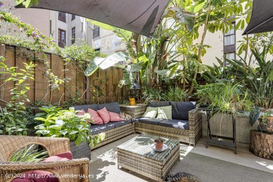 Preciosa vivienda con terraza en El Born - BARCELONA