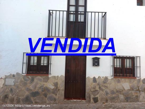  SE VENDE CASITA PEQUEÑA EN ZAHARA DE LA SIERRA - CADIZ 