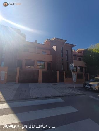 ADOSADO EN VENTA EN MONTESOL - CACERES