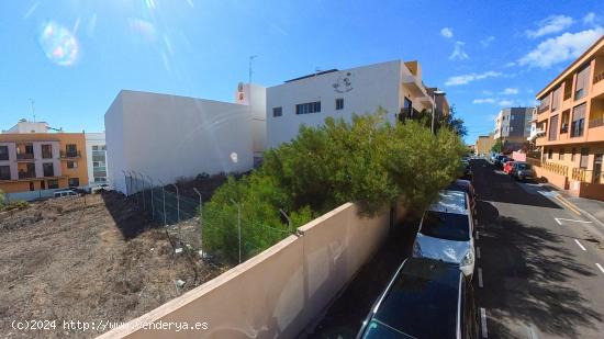 Terreno urbano en San Isidro - SANTA CRUZ DE TENERIFE