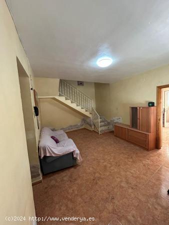 Se vende casa en el centro de Ceuti - MURCIA