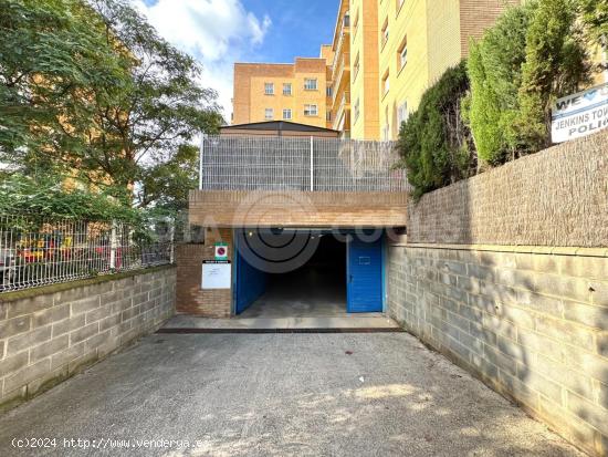 DOS PLAZAS DE PARQUING PARA COCHE EN EL BARRIO GAUDÍ DE REUS - TARRAGONA