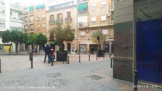 Se vende Plaza de garaje súper céntrica - MURCIA