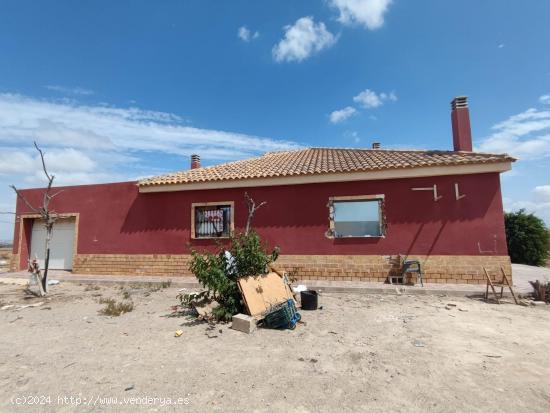  CHALET en La Aljorra - MURCIA 