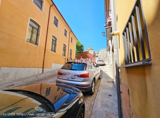 CASA UNIFAMILIAR EN VENTA EN ÁVILA, JUNTO AL RASTRO, 05002 - AVILA