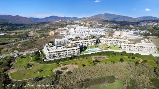 A tan solo 10 minutos de Puerto Banús y a 5 minutos de Estepona. - MALAGA