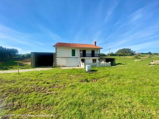 CASA DE PIEDRA CON 52.000M2 DE TERRENO EN SANTILLANA DEL MAR - CANTABRIA