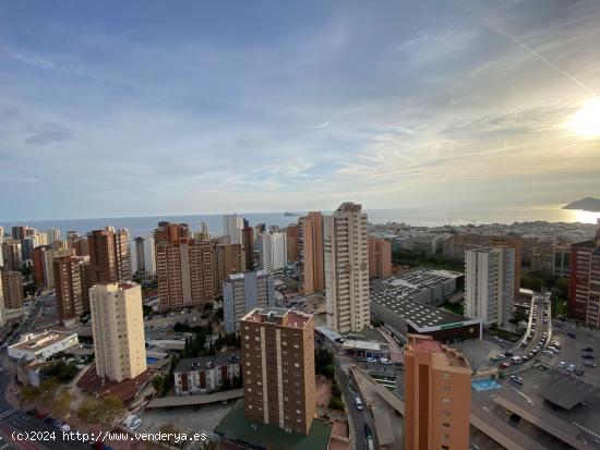 ATICO CON VISTAS 360º - ALICANTE