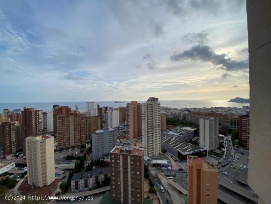 ATICO CON VISTAS 360º - ALICANTE