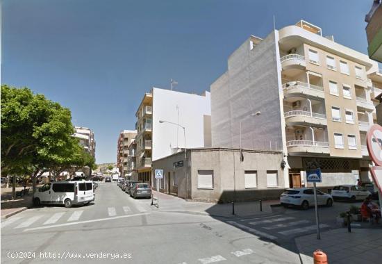  Casa en planta baja en el centro de Guardamar del Segura - ALICANTE 