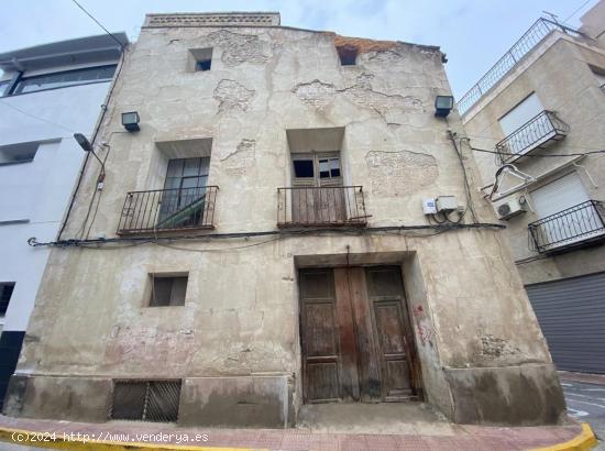 Increíble Adosado en Venta en el Centro Histórico de Abanilla, Murcia - MURCIA