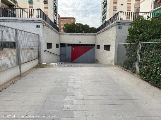 PLAZA de GARAJE EN PLANTA SOTANO - FLORIDA SUR - ALICANTE