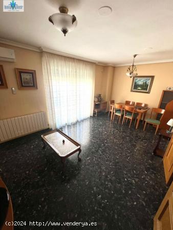  SE VENDE APARTAMENTO GARAJE INCLUIDO - ZONA CARRETAS - ALBACETE 