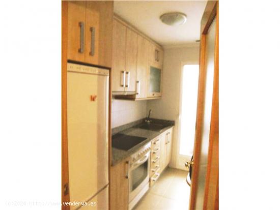 Inmohouse vende apartamento exterior en el centro de Albacete con garaje y todas las comodidades. - 