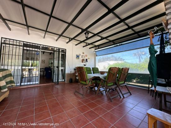  ¡¡¡CHALET  HIPOTECABLE UBICADA EN LOS ALGARBES, LA CARLOTA!! - CORDOBA 