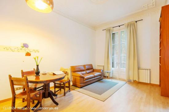  Apartamento entero de 2 dormitorios en Barcelona. - BARCELONA 