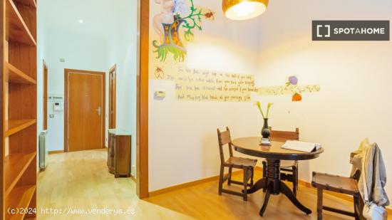 Apartamento entero de 2 dormitorios en Barcelona. - BARCELONA