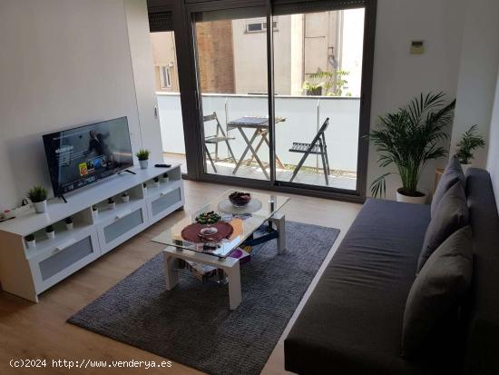  Apartamento entero de 1 dormitorio en Barcelona - BARCELONA 