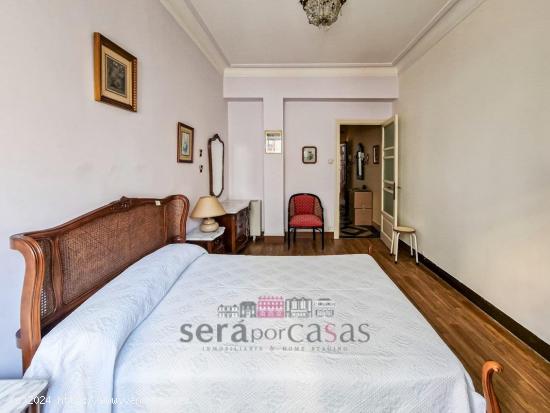 Se vende piso en el centro de A Coruña, al lado de la playa - A CORUÑA