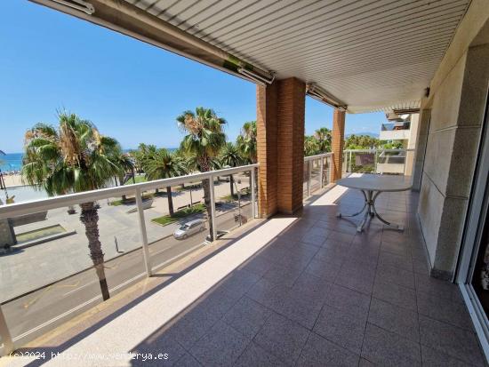  APARTAMENTO ESQUINERO FRENTE AL MAR Y PASEO JAIME I - TARRAGONA 