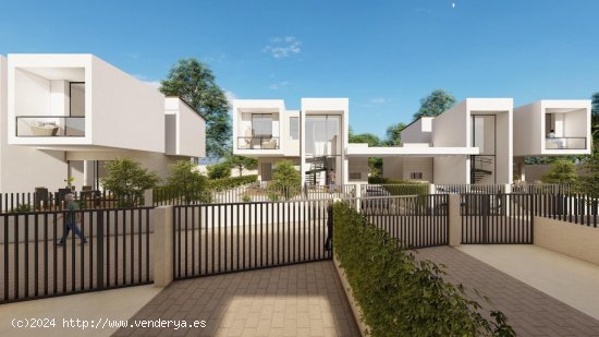 Villa en venta en construcción en La Nucia (Alicante)