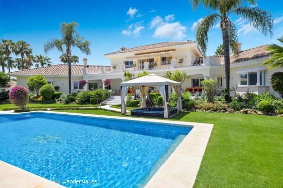  Villa en venta en Marbella (Málaga) 