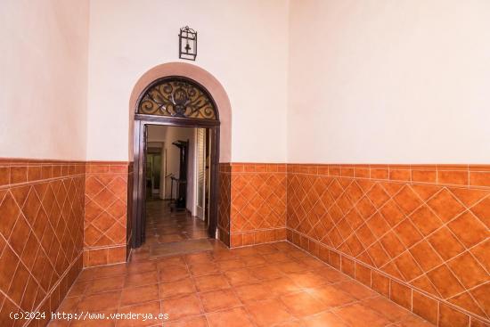 Amplia casa, del s. XVII a la venta en Mula - MURCIA